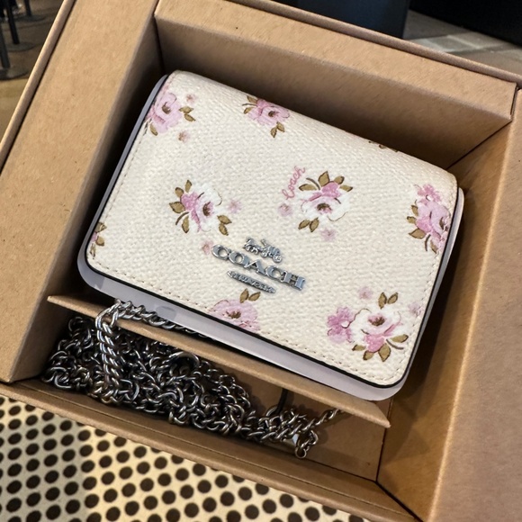NWT! Coach CAL70 Boxed Mini Wallet Set On A Chain With Floral Print & Charms - Picture 4 of 9